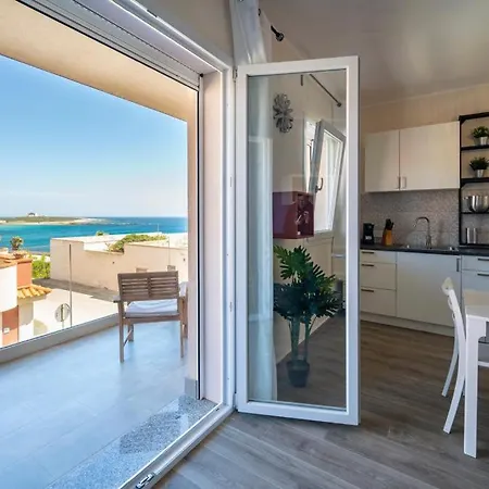 Apartment 11Avc *